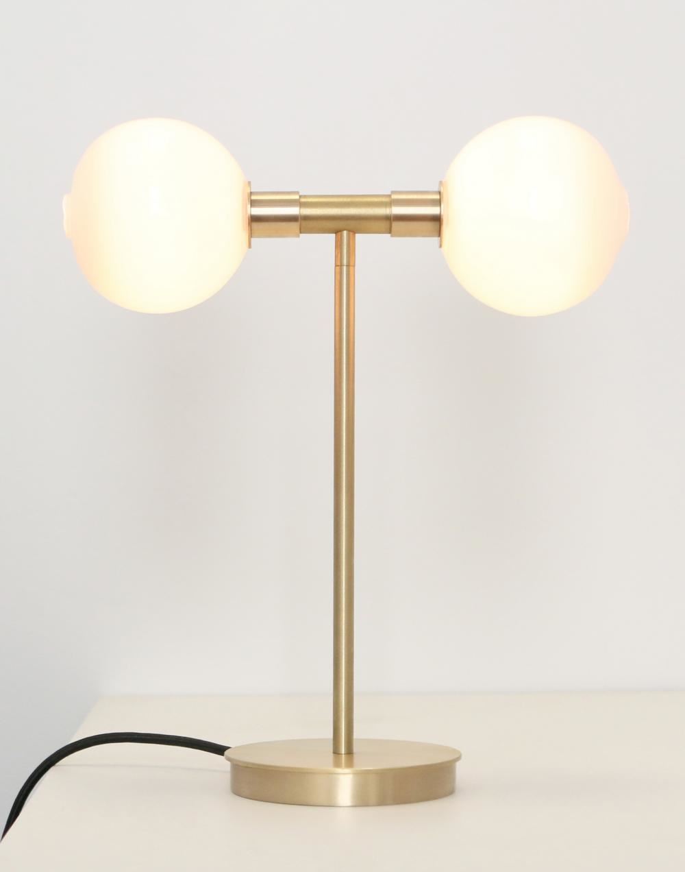 Stem table lamp