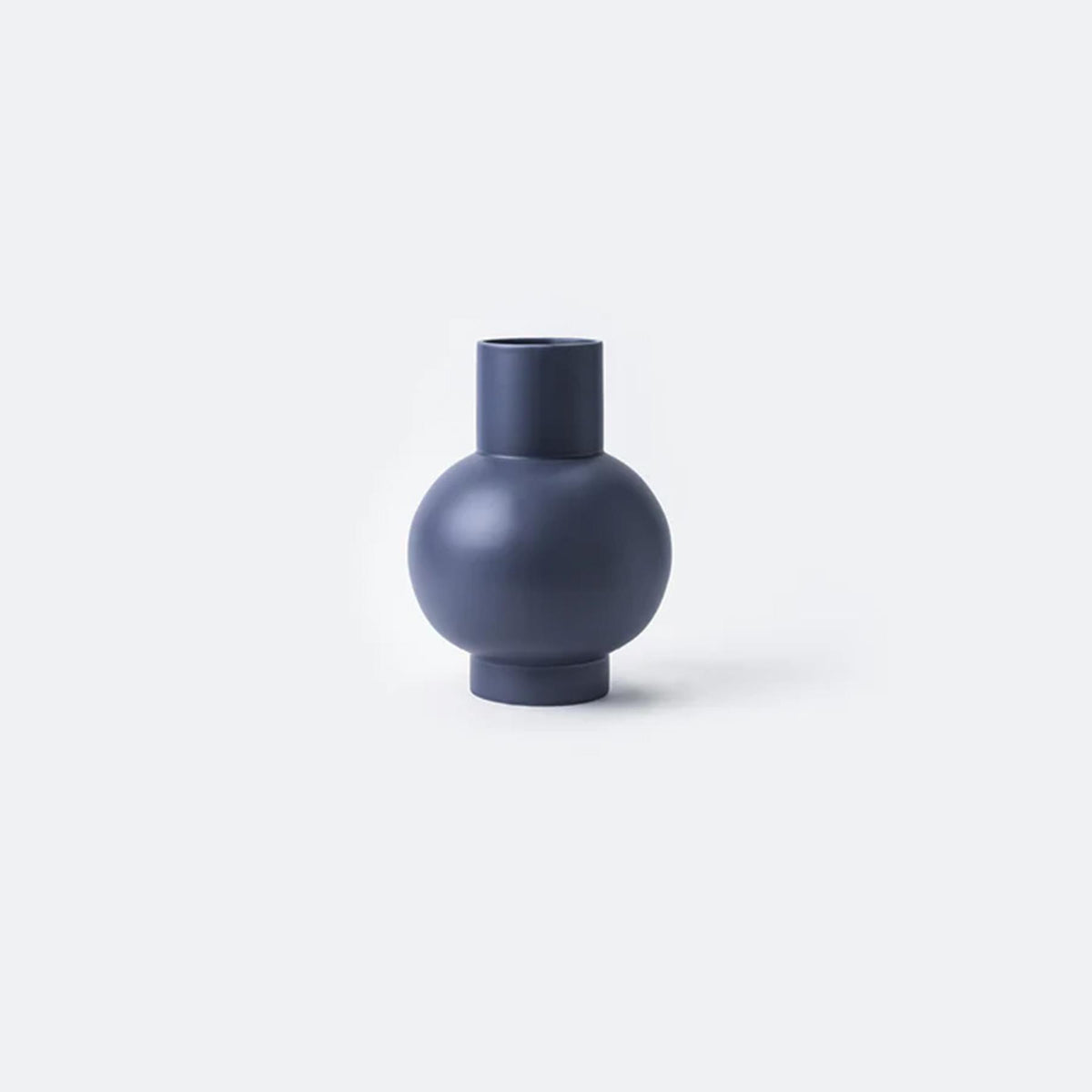 Raawii Strom Vase