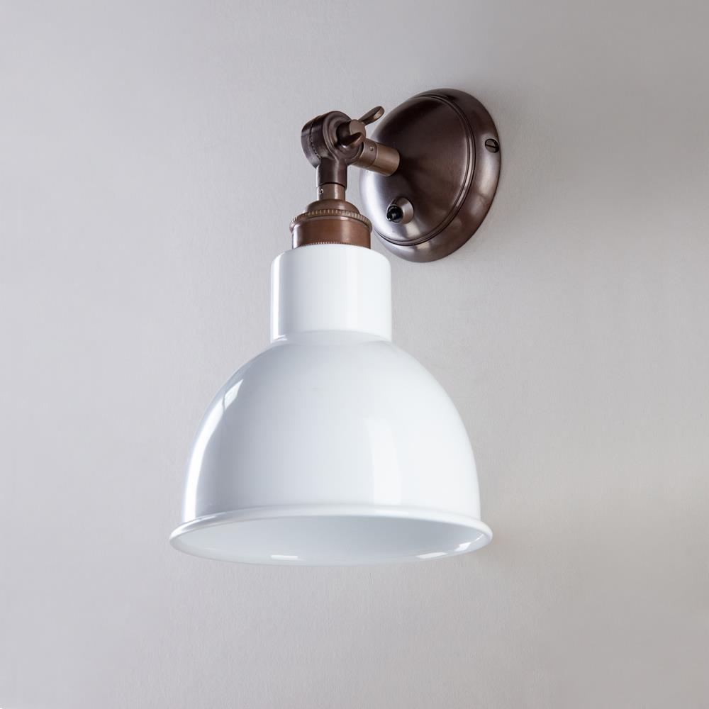 Outlet Old School Electric Churchill Wall Light, Short Arm