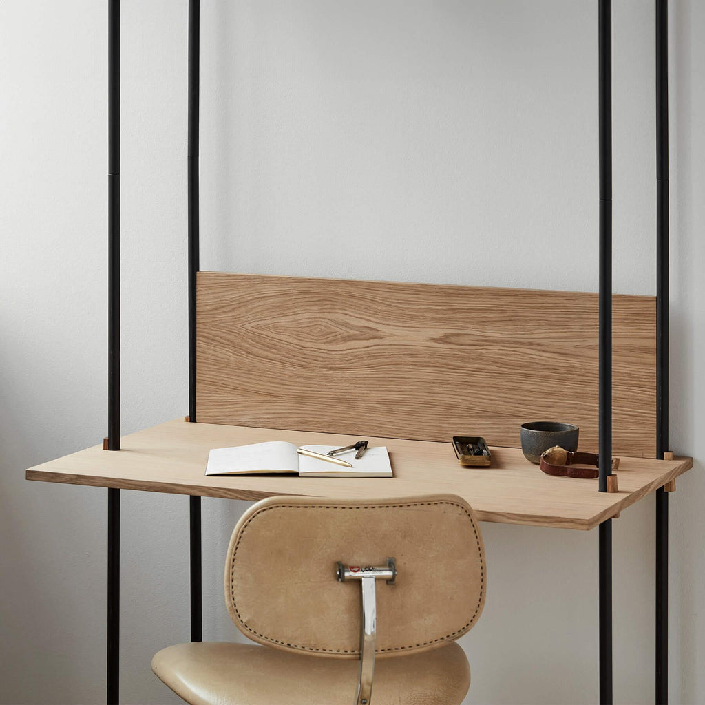 MOEBE Triple Shelving System with 1 Cabinet and Desk