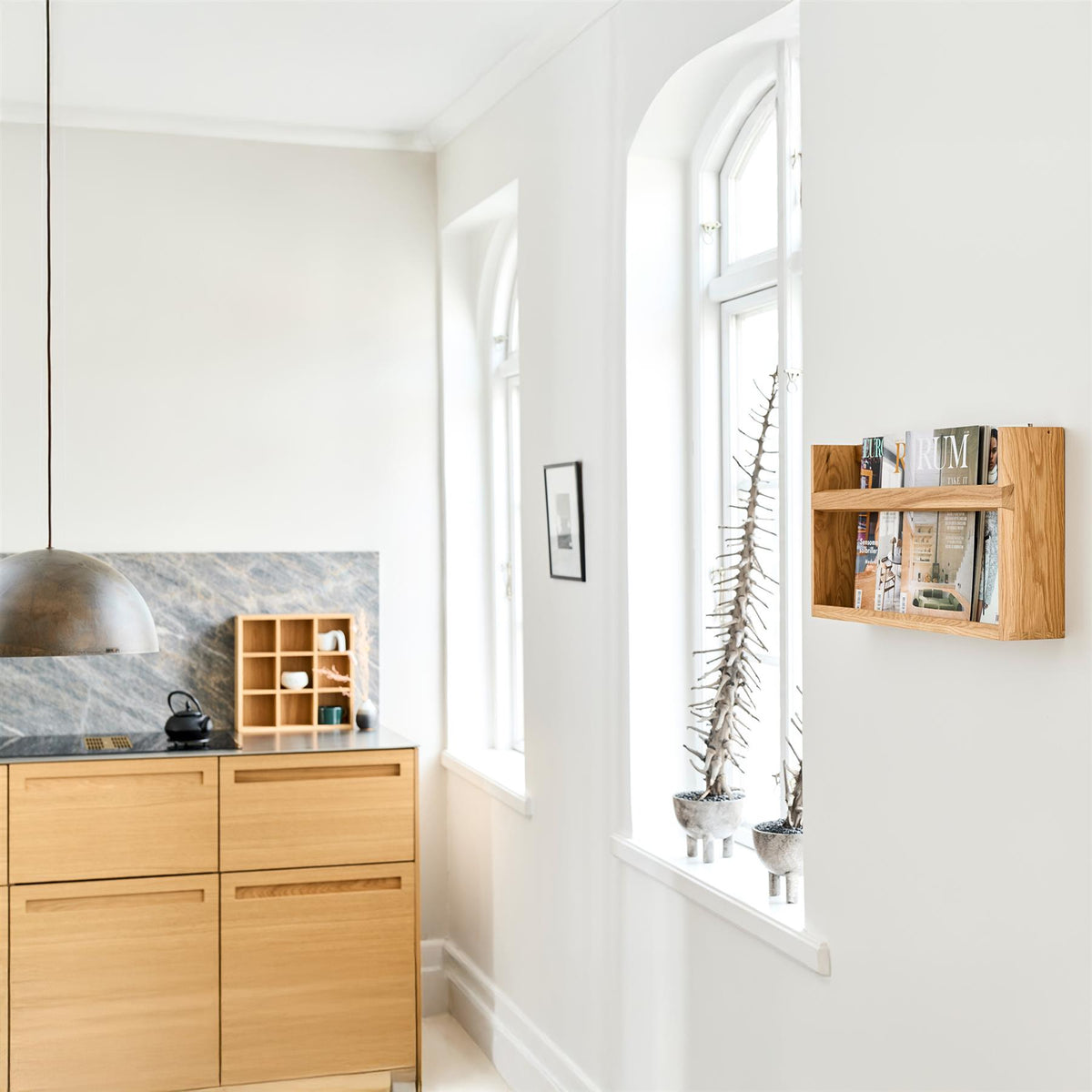 Kath & Andersen KA40 Magazine Shelf
