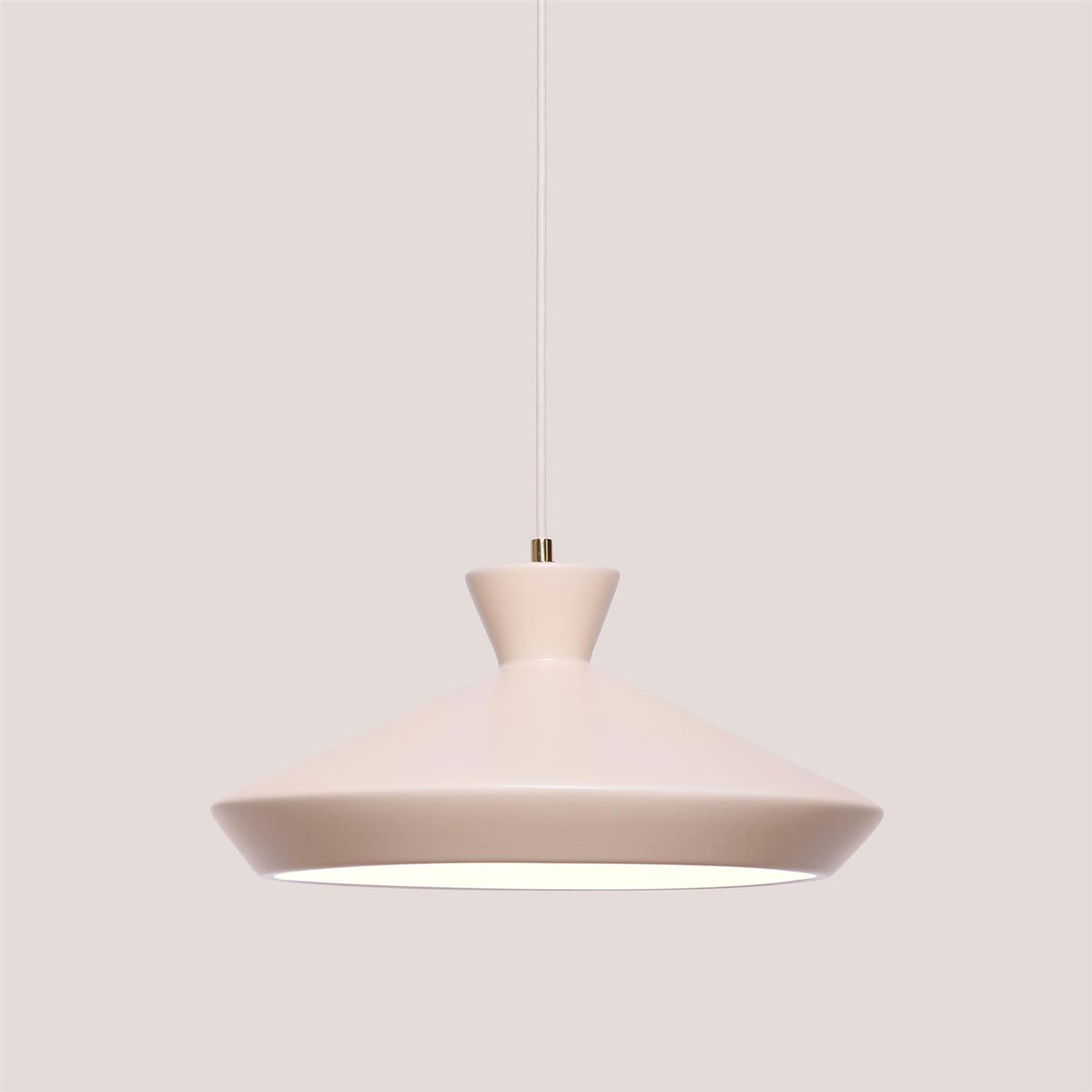 Patricia Lobo Tagi Pendant Light