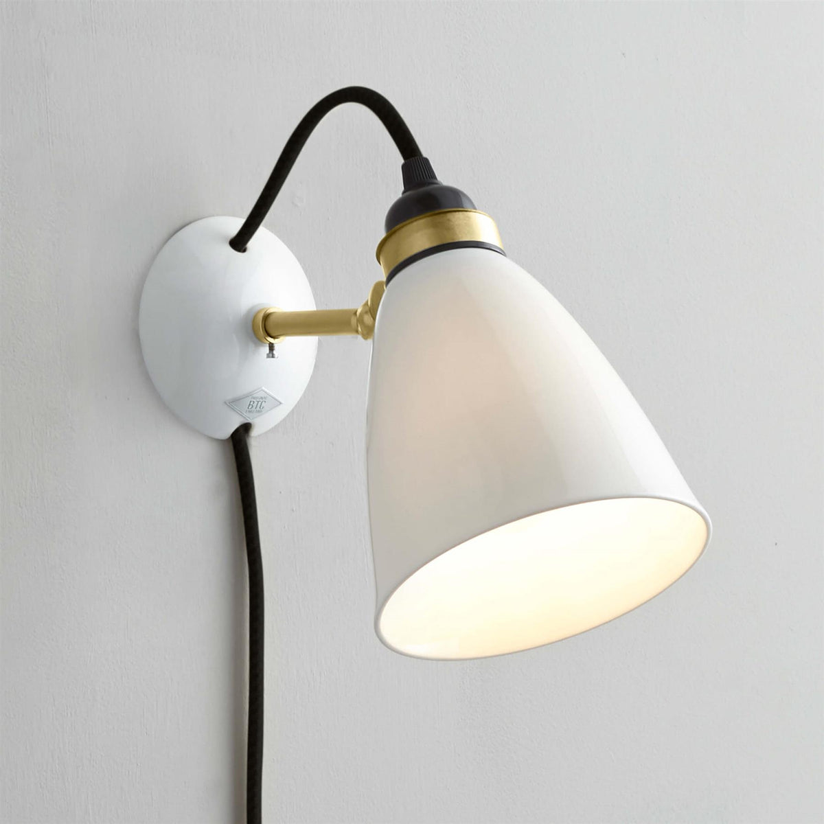 Original BTC Hector 30 Wall Light