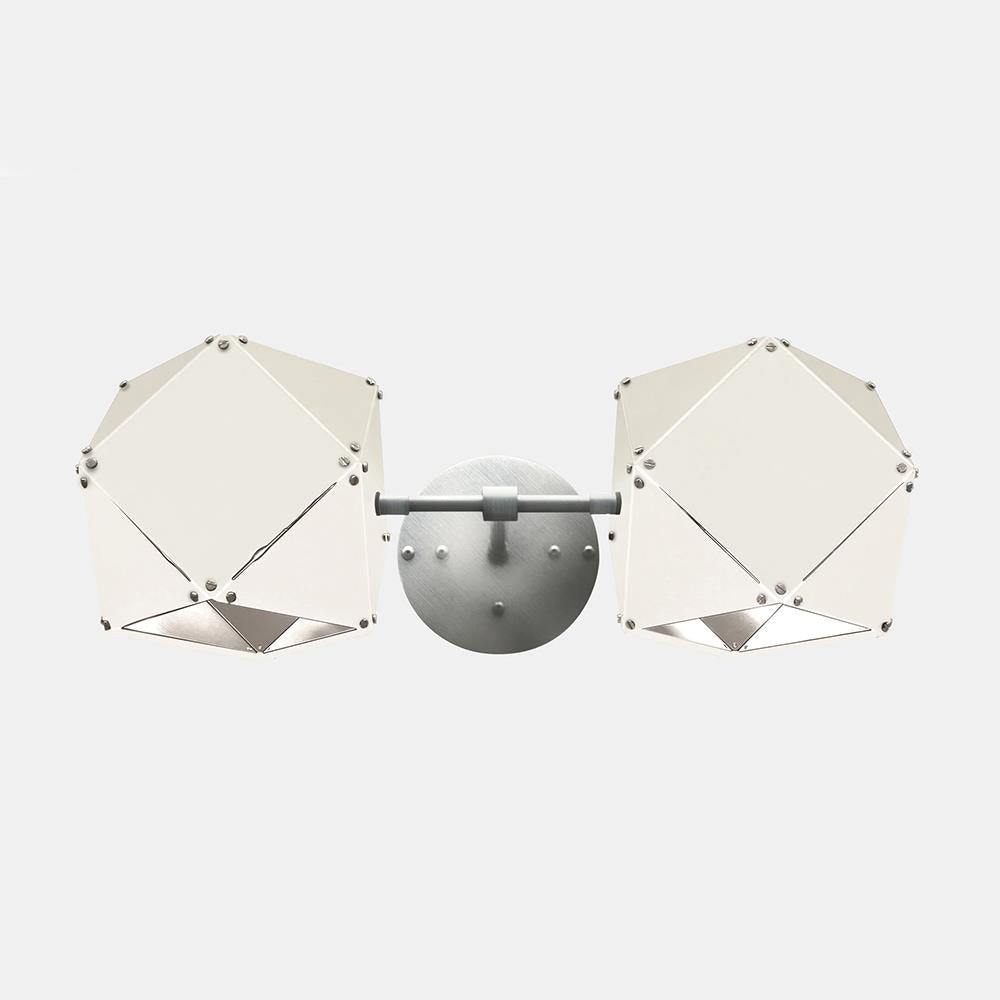 Welles wall sconce