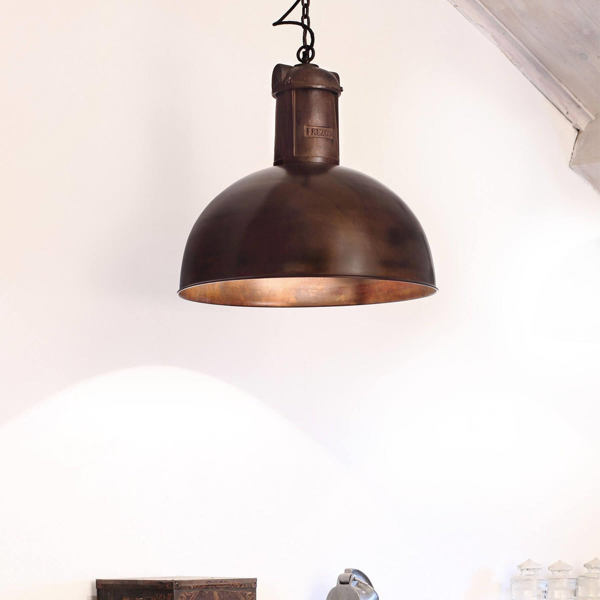 Soll Brown Pendant Light