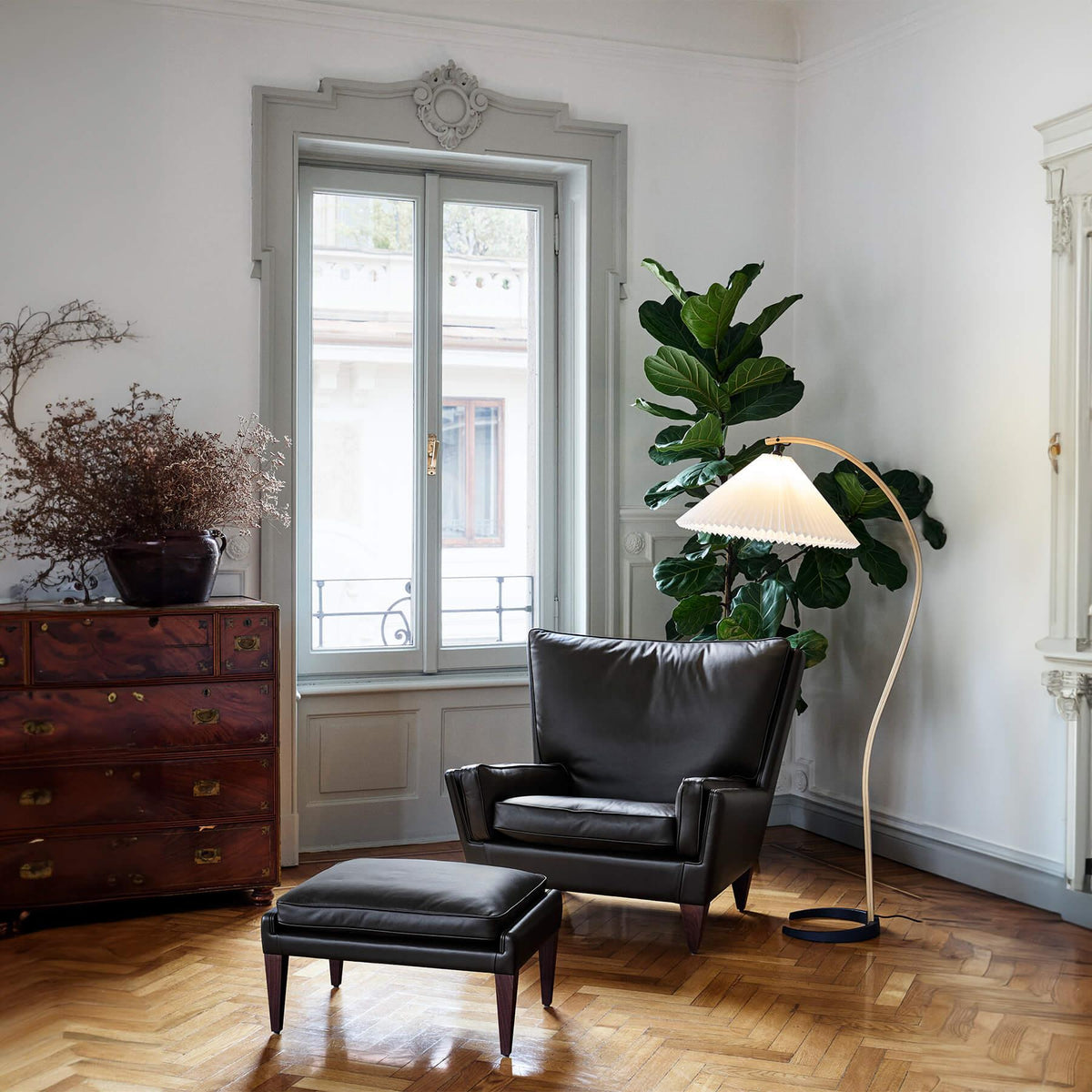 GUBI V11 Lounge Chair