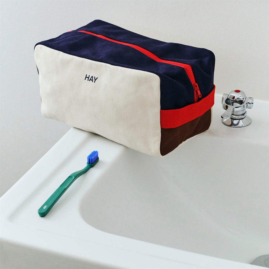 HAY Multi Wash Bag