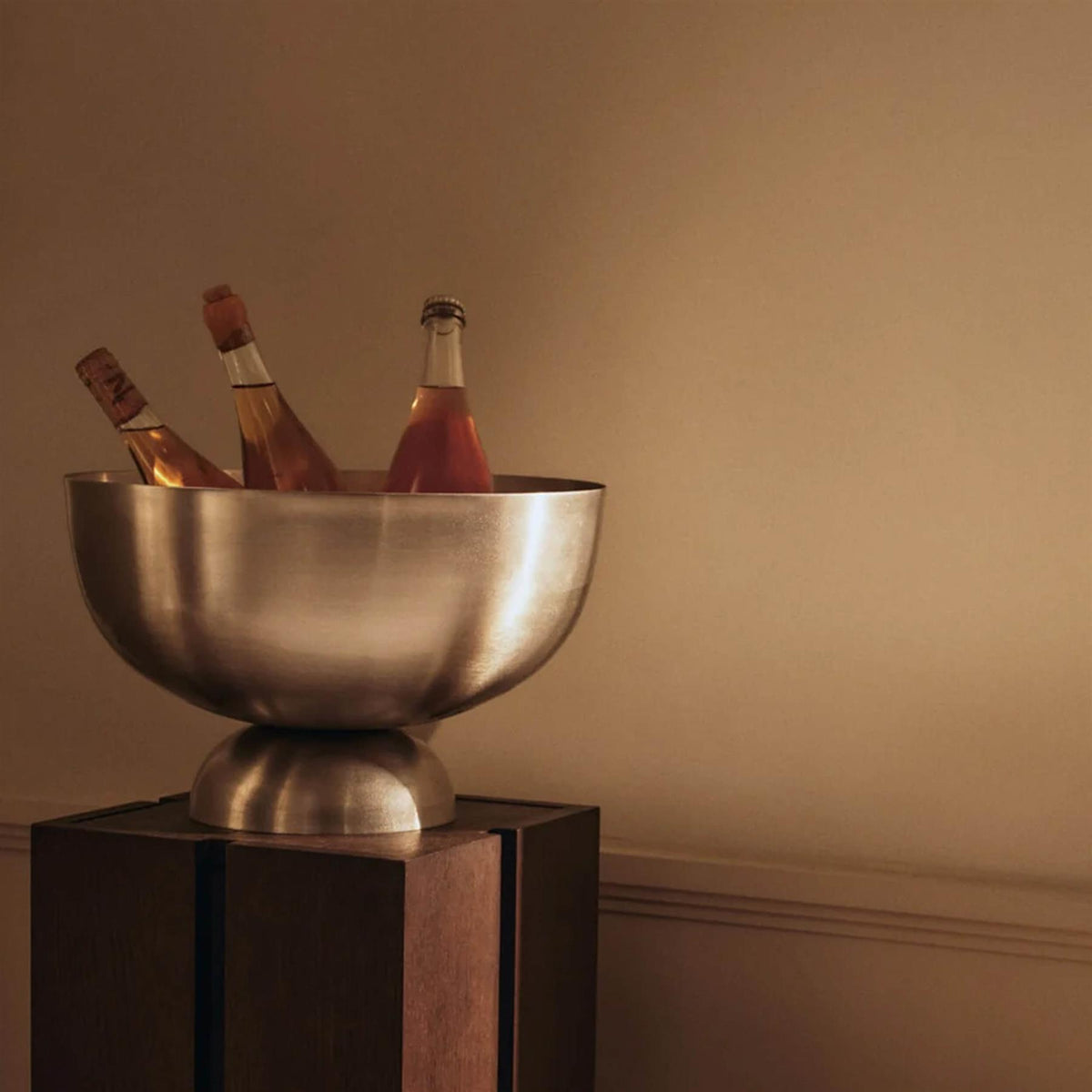 Ferm Living Ripple Champagne Saucers & Tumbled Champagne Cooler Gift Set
