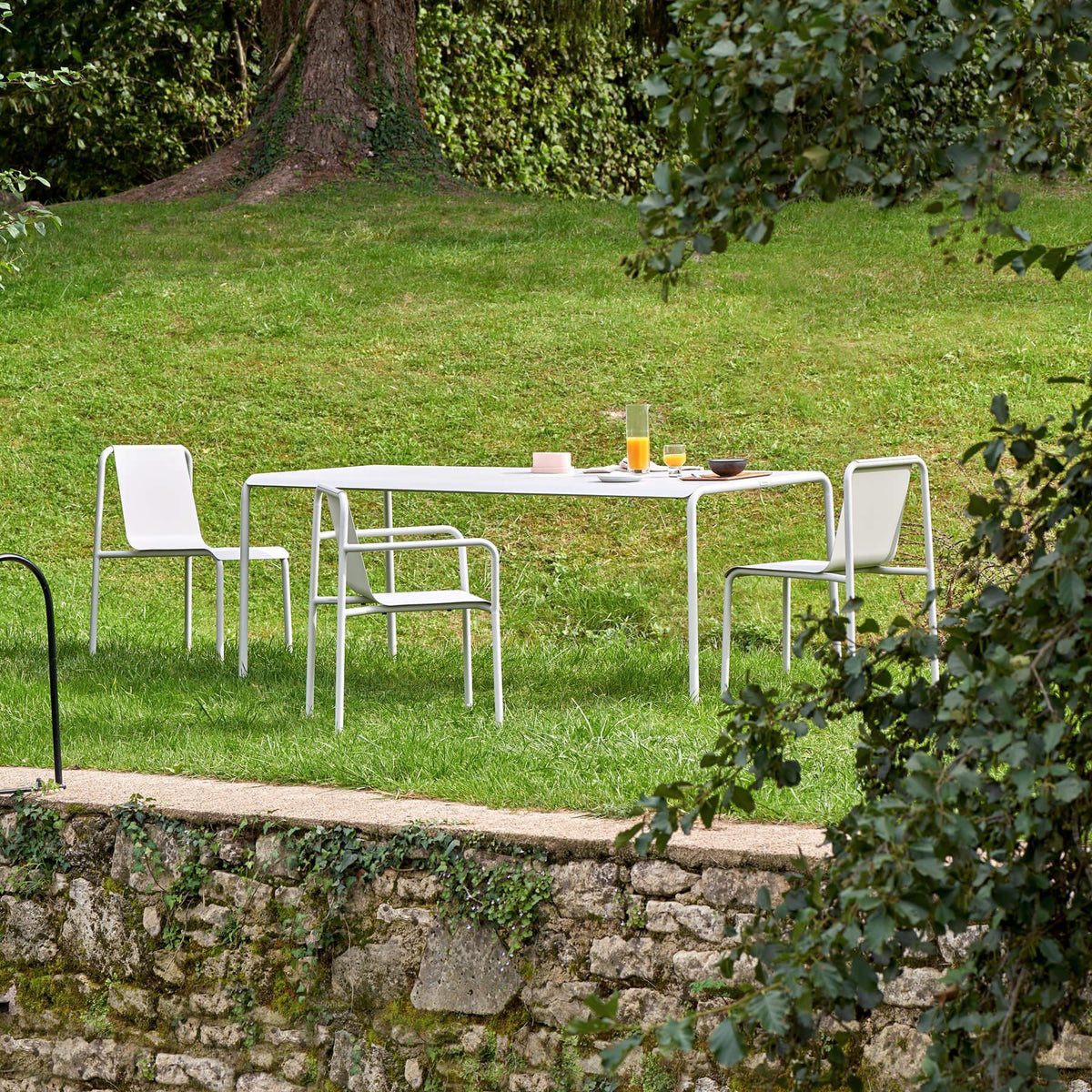 TIPTOE Panorama Outdoor Table