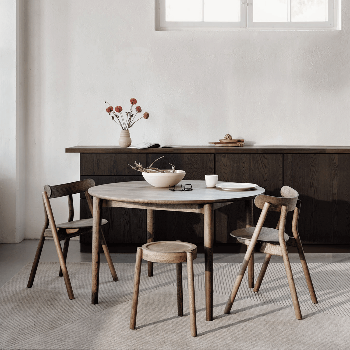 Northern Expand Table Circular