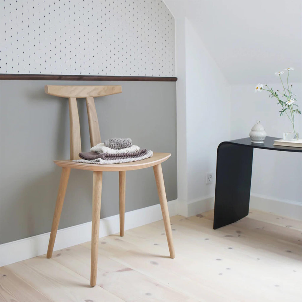 MAKE nordic J111 Dining Chair