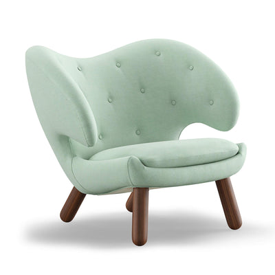 Finn Juhl The Pelican Chair in Walnut
