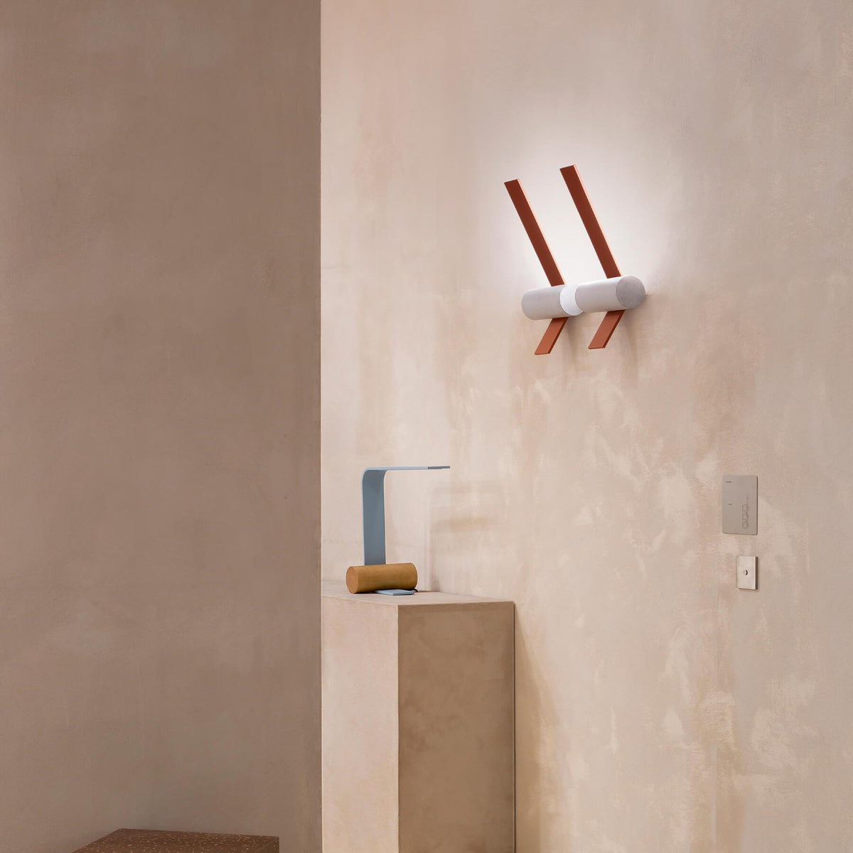 TOOY Nastro Wall Light