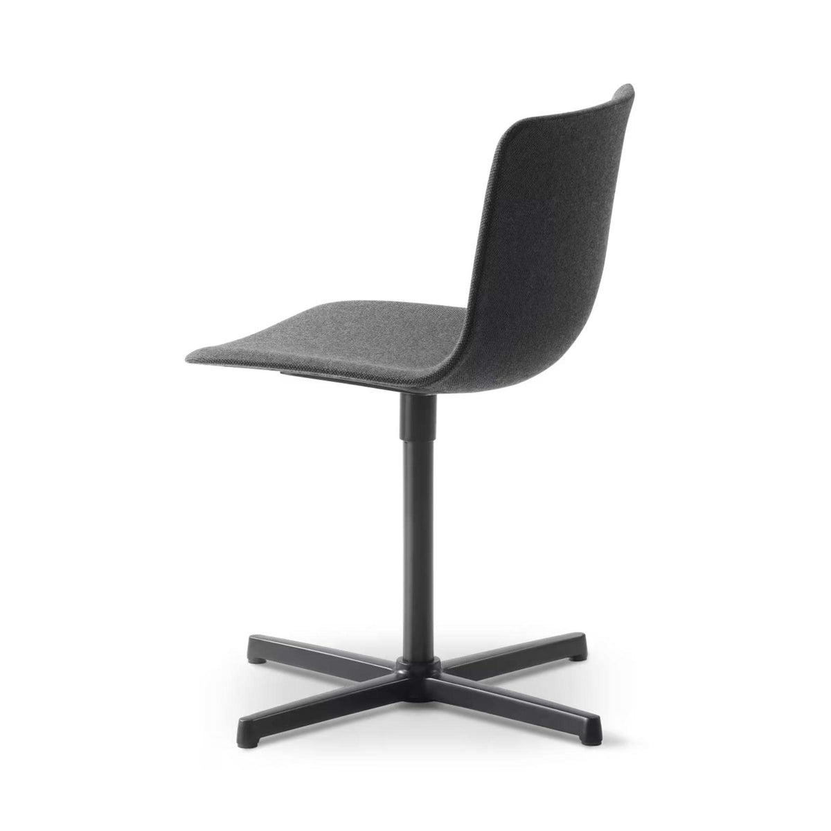 Fredericia Pato Swivel Chair, Fully Upholstered