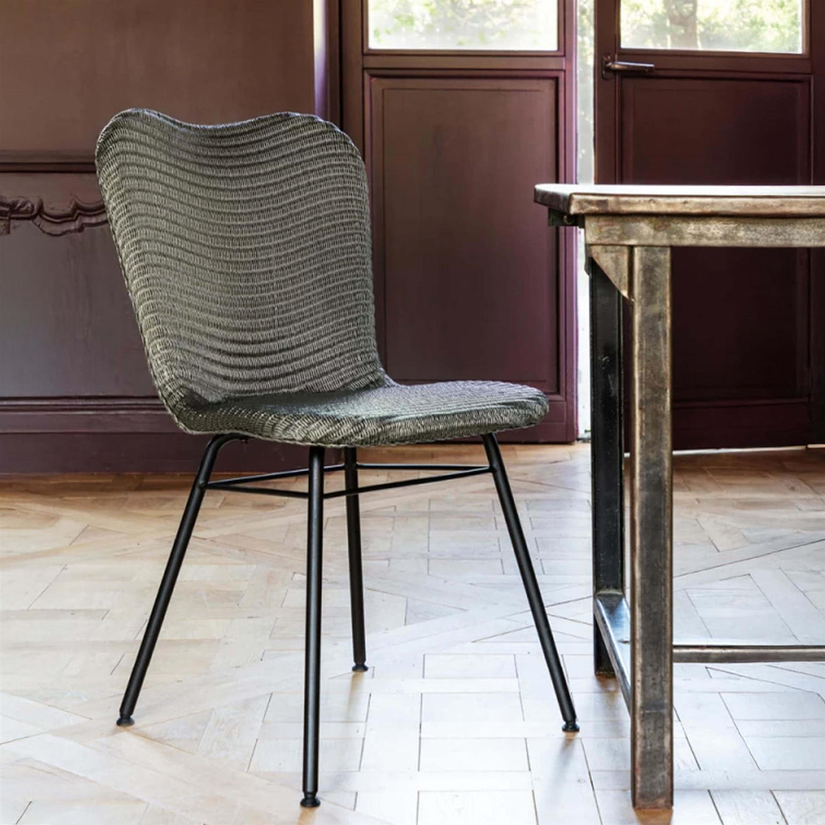 Vincent Sheppard Lily Steel A Base Dining Chair