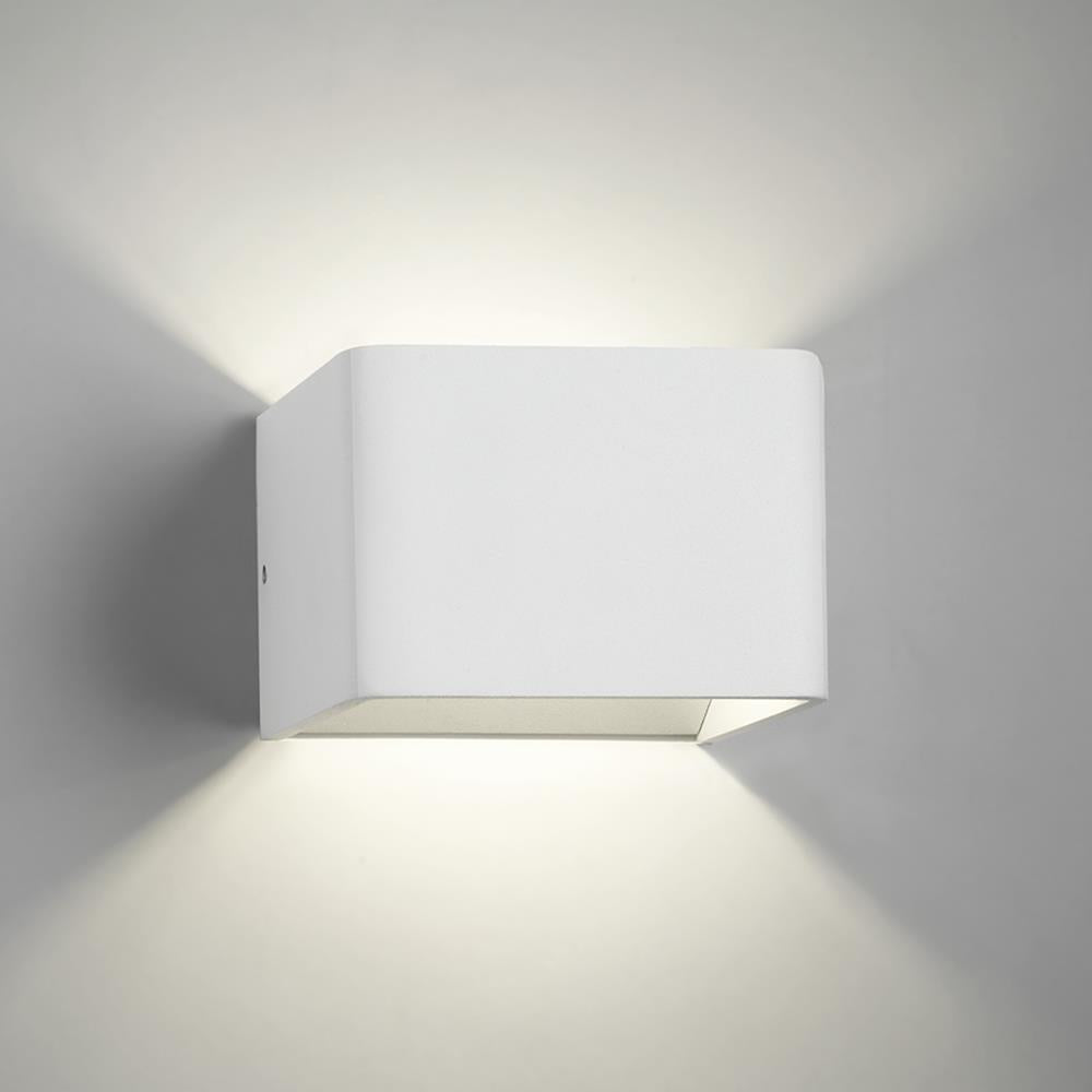 Mood wall light by Light-Point