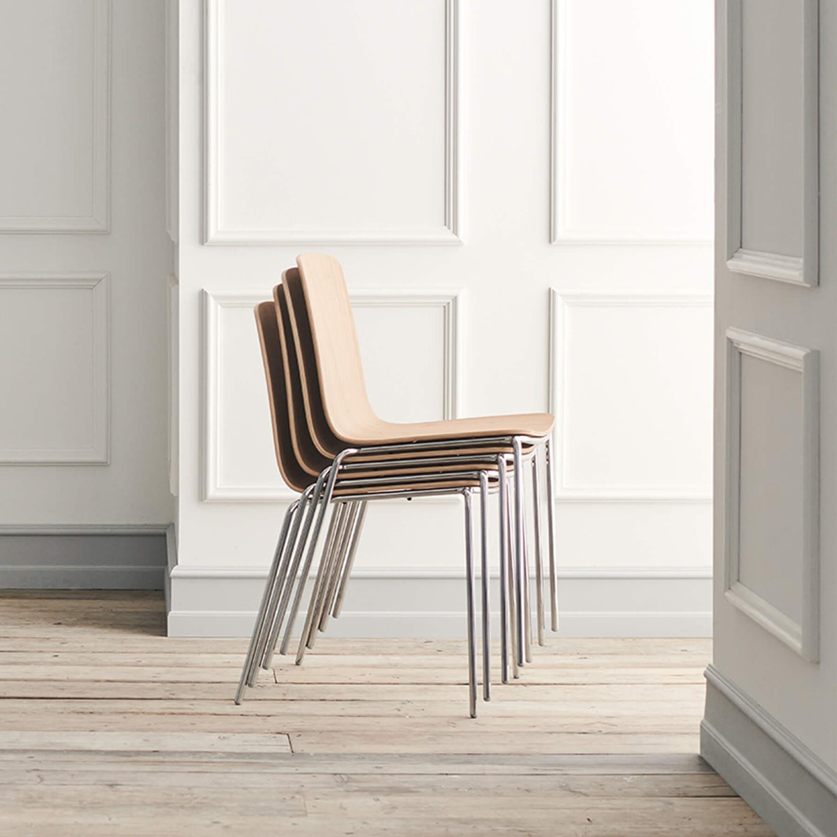 Bolia Palm Dining Chair - Metal Legs