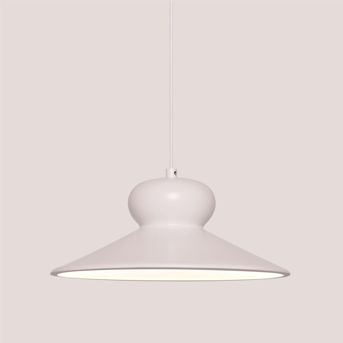 Patricia Lobo Ova Pendant Light