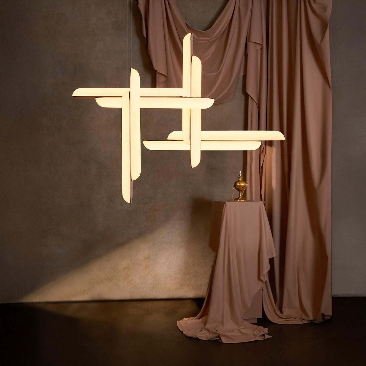 Lee Broom Gemini Vertical Pendant Light