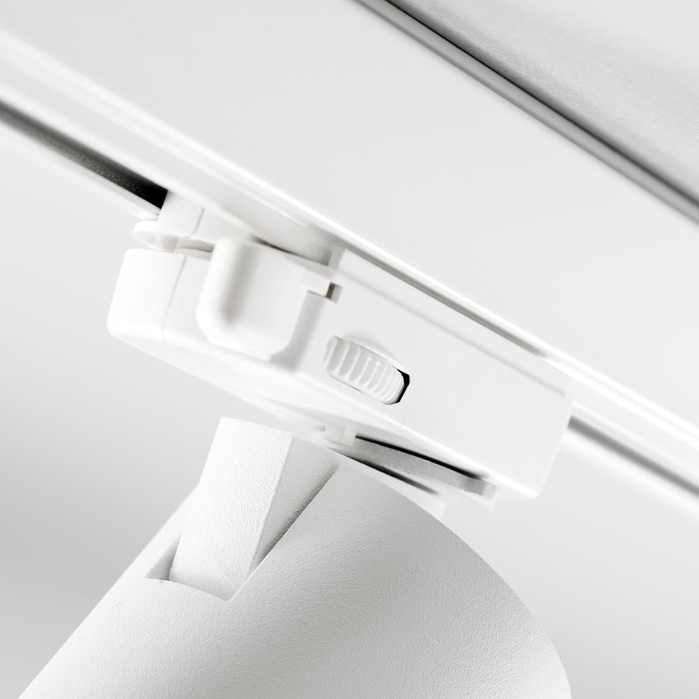 Focus track spotlight by Light-Point