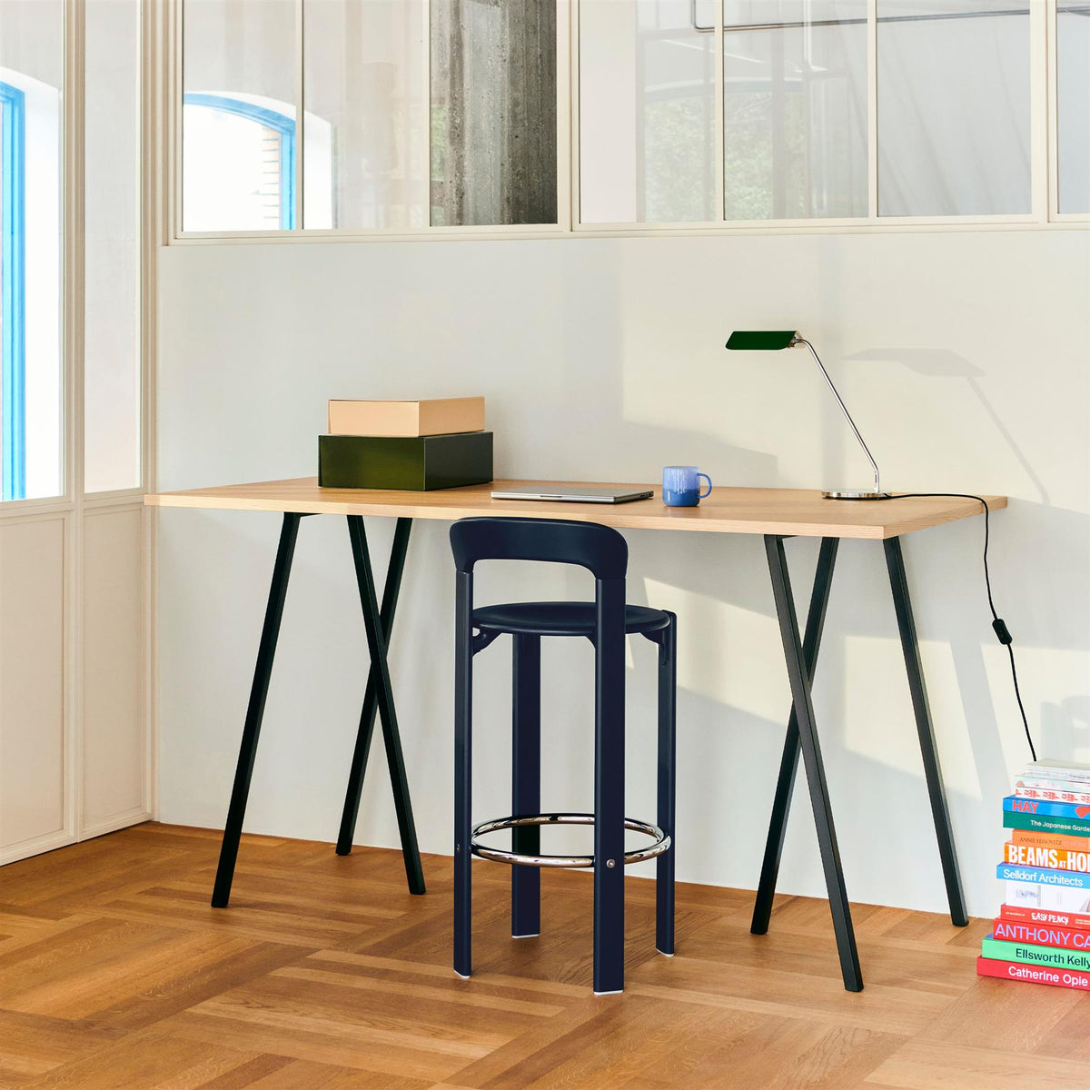HAY Loop Stand High Table
