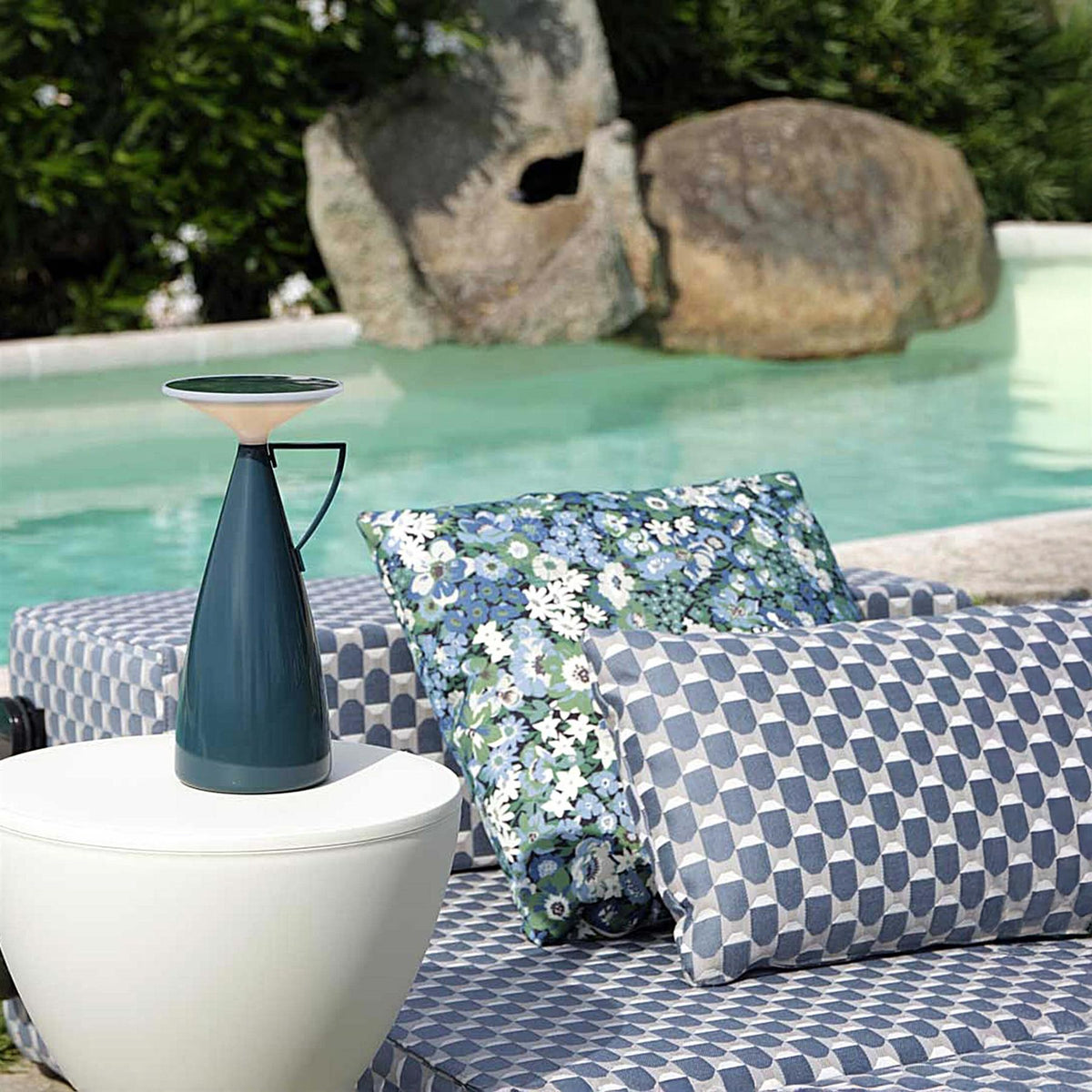 Kartell Camomille Metal Rechargeable Table Lamp