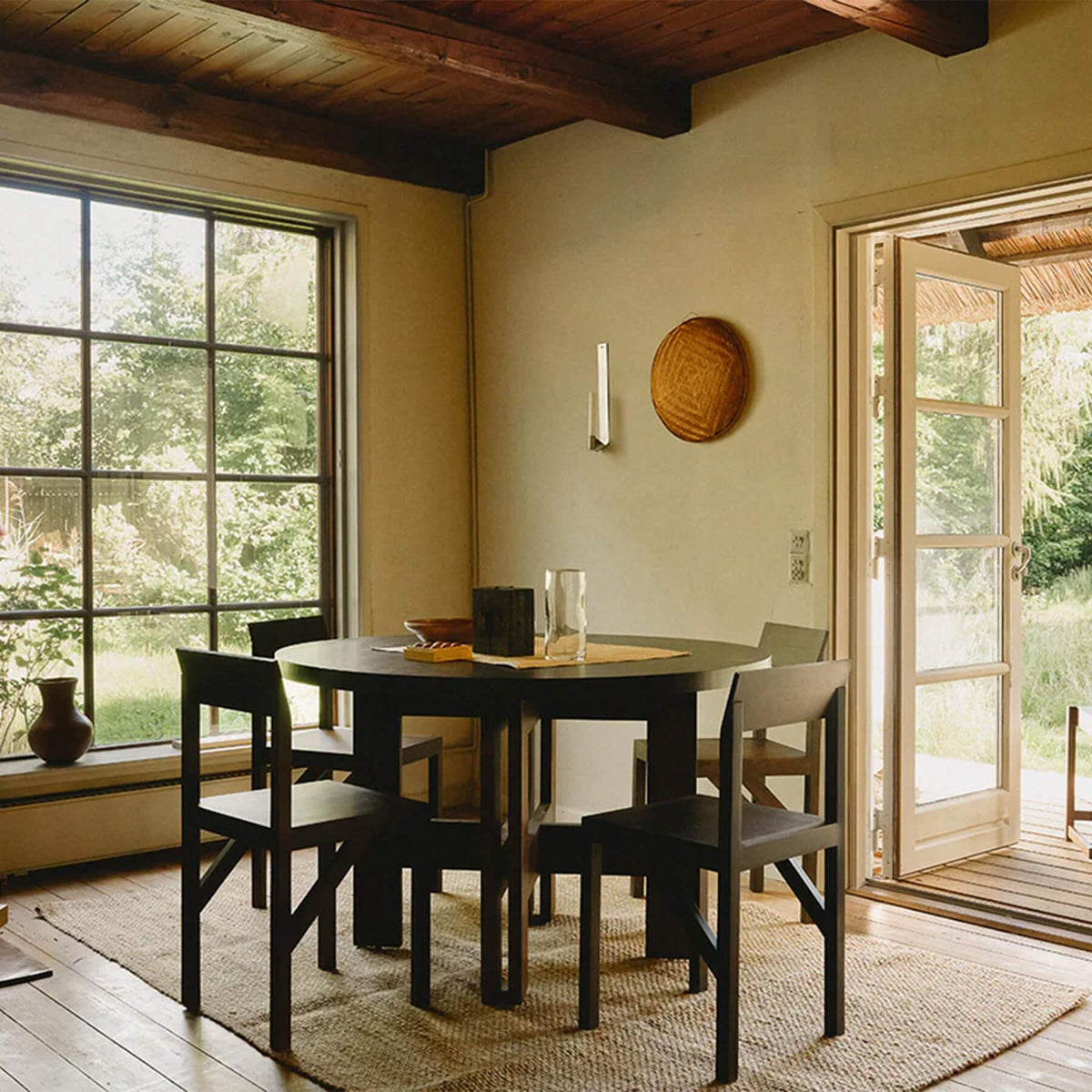Frama Farmhouse Trestle Dining Table - Round
