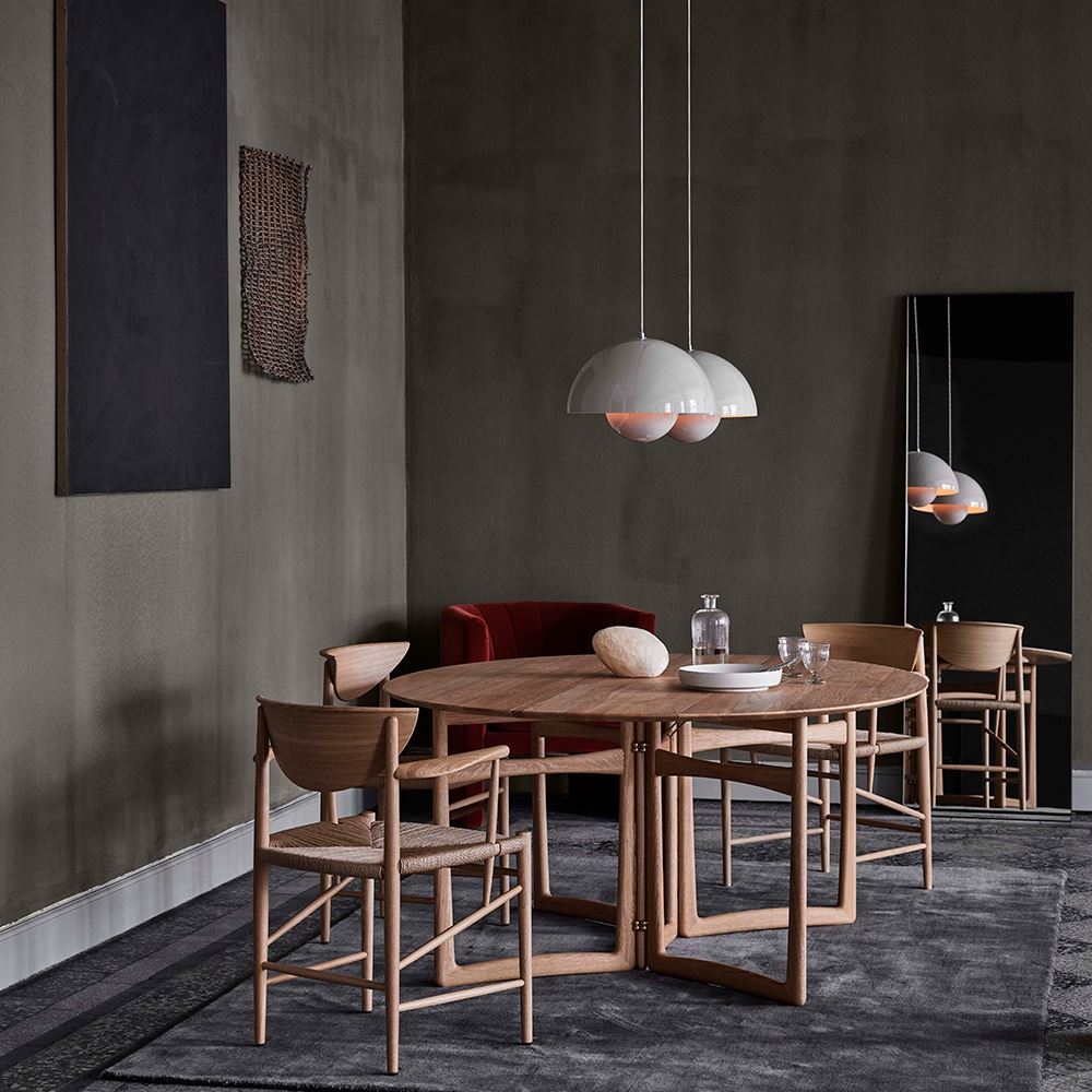 &Tradition HM6 Drop Leaf Dining Table