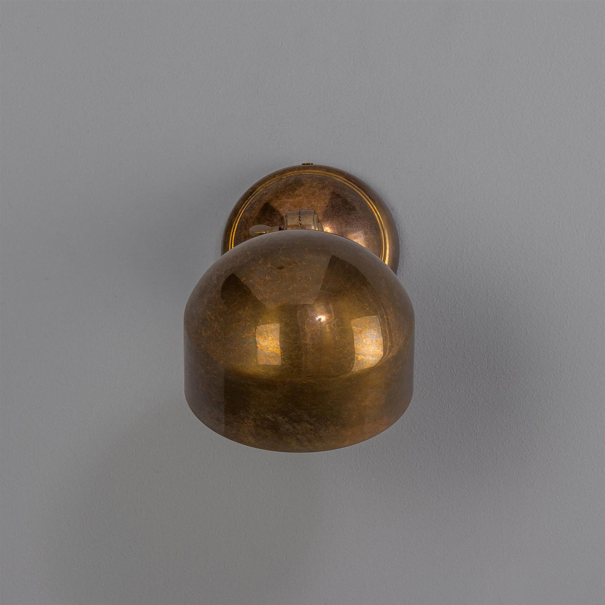 Mullan Lighting San Jose Adjustable Modern Brass Wall Light