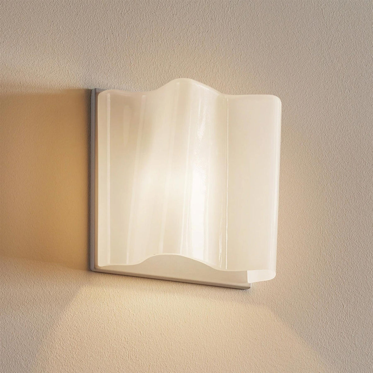 Artemide Logico Wall Light