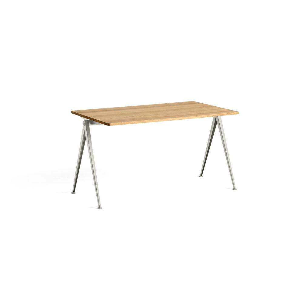 HAY Pyramid Dining Table 01 / 02
