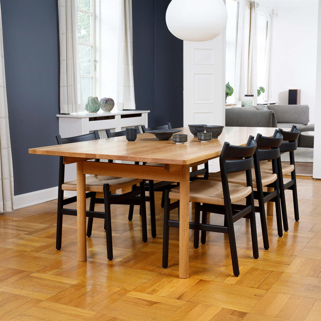 Bernstorffsminde Brú Table