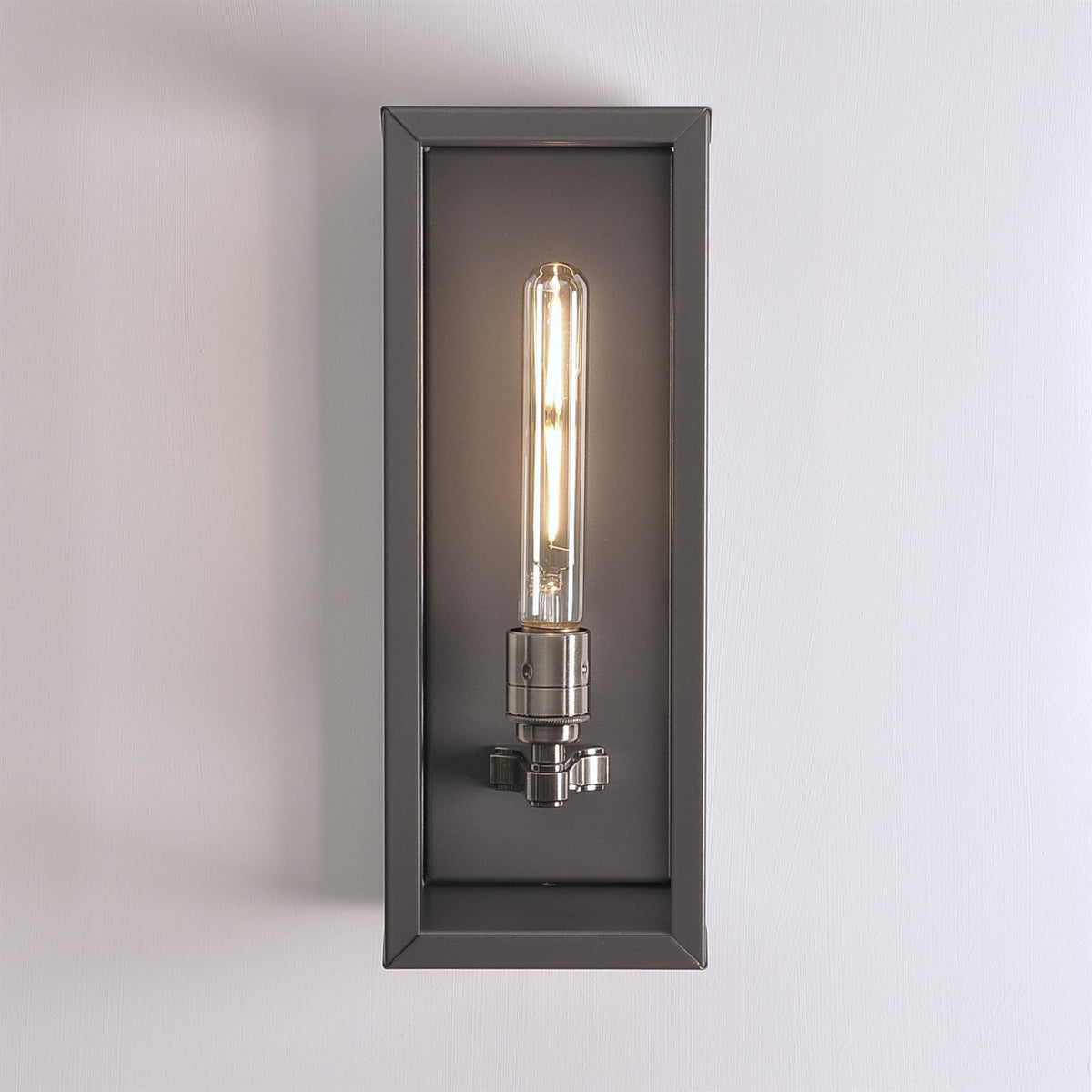 Chelsea British Box Light