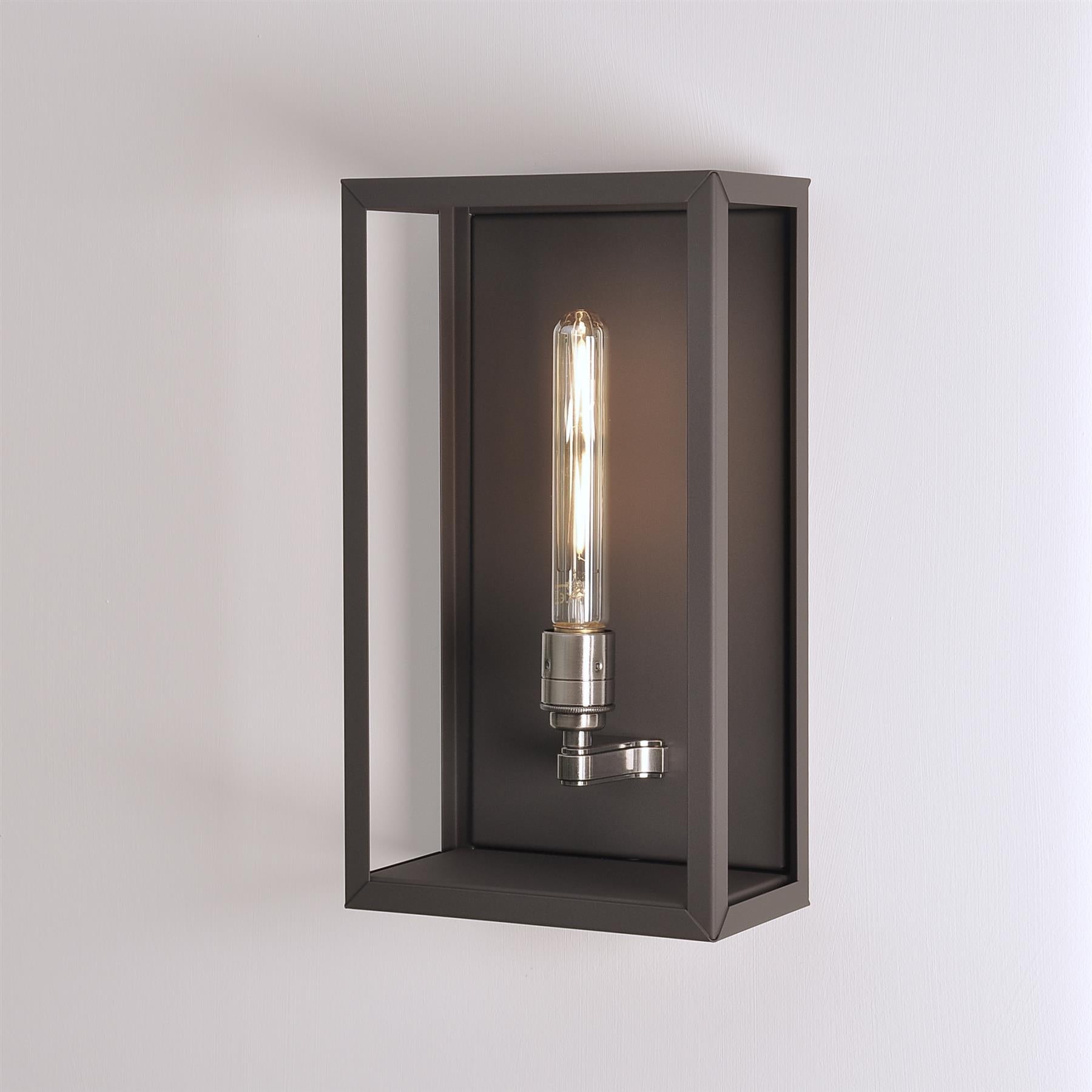 Chelsea British Box Light