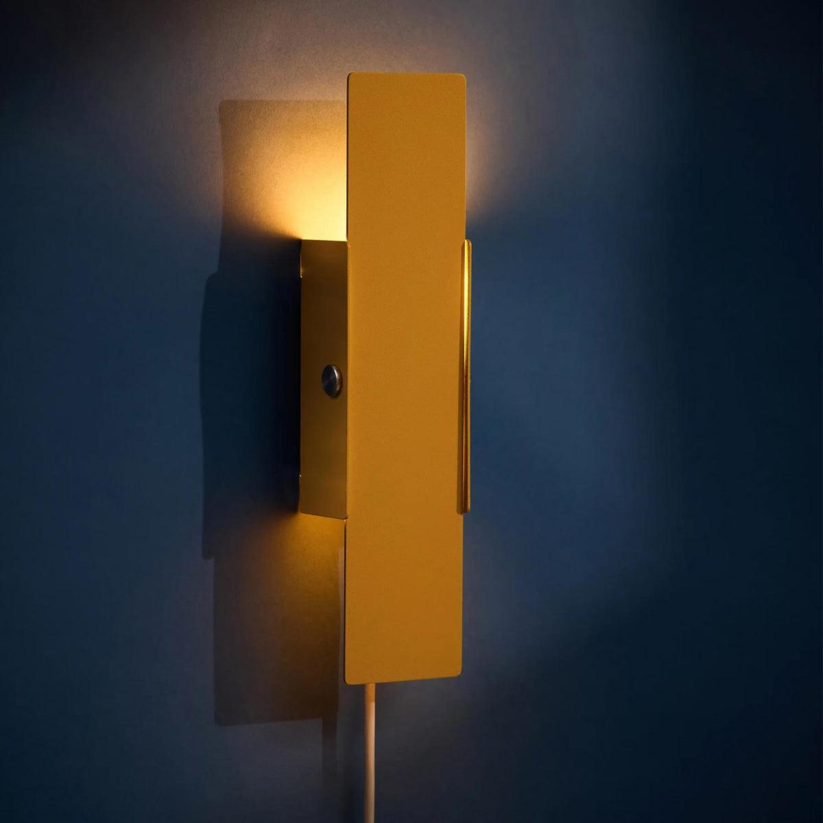 Moebe Wall Lamp