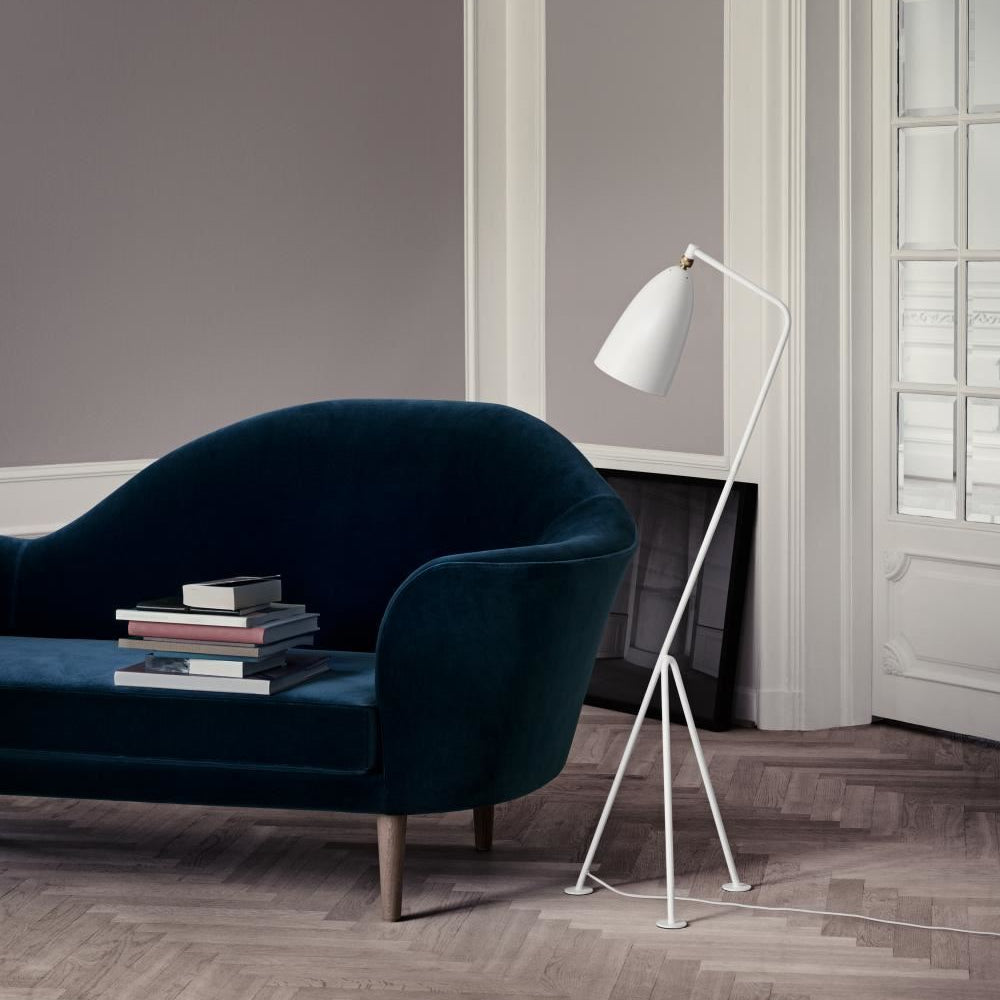 GUBI Grashoppa Floor Lamp