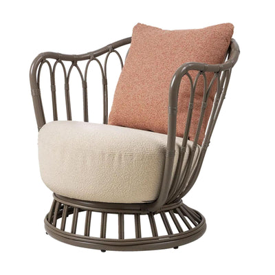 GUBI Grace Outdoor Lounge Chair