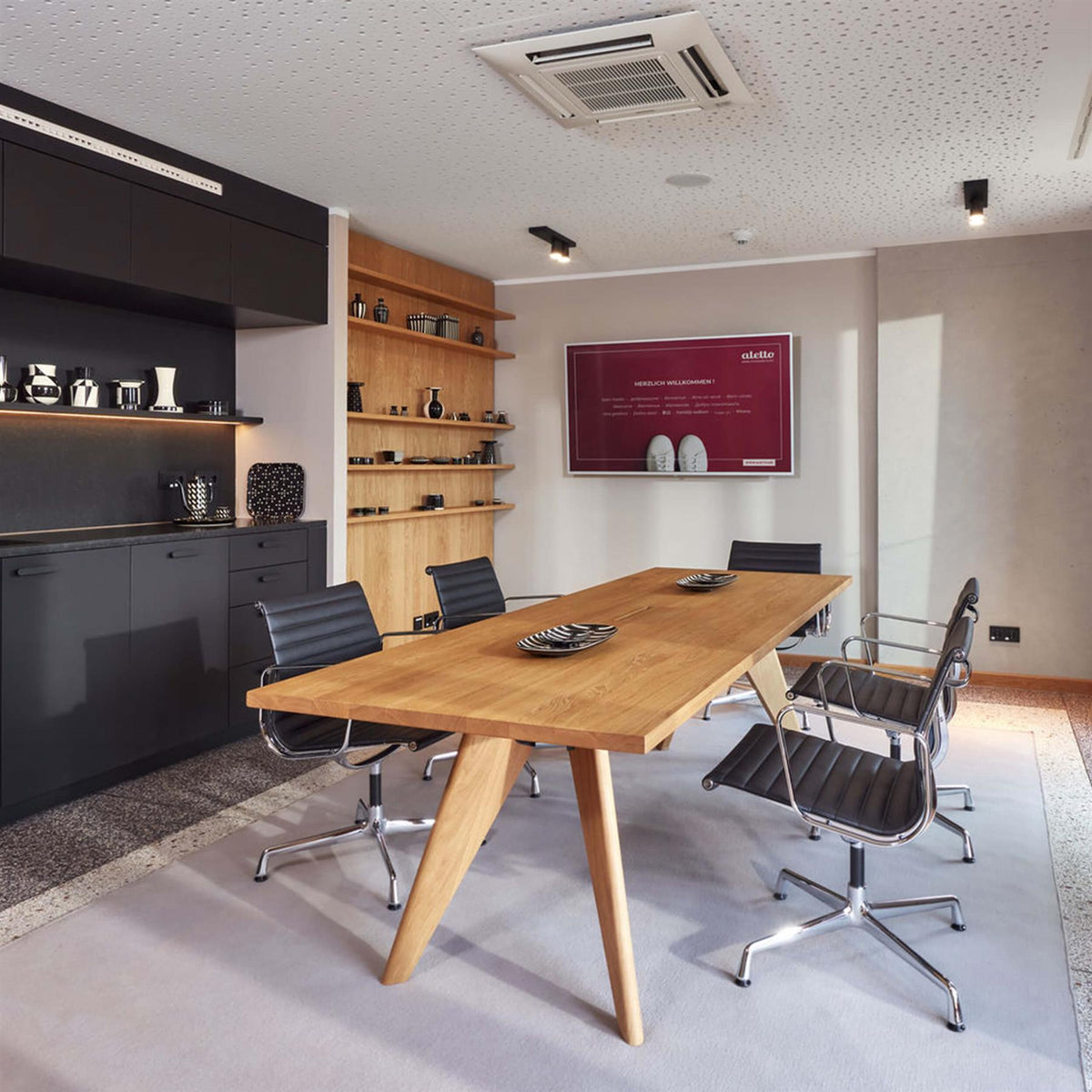 Vitra S.A.M Bois Dining Table