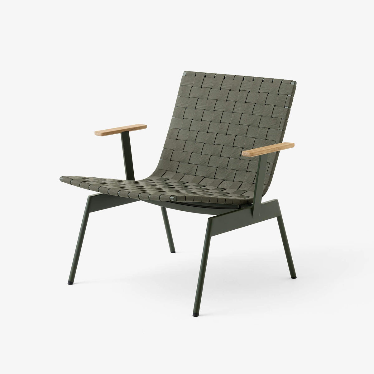 &Tradition Ville AV44 & AV55 Garden Lounge Chair