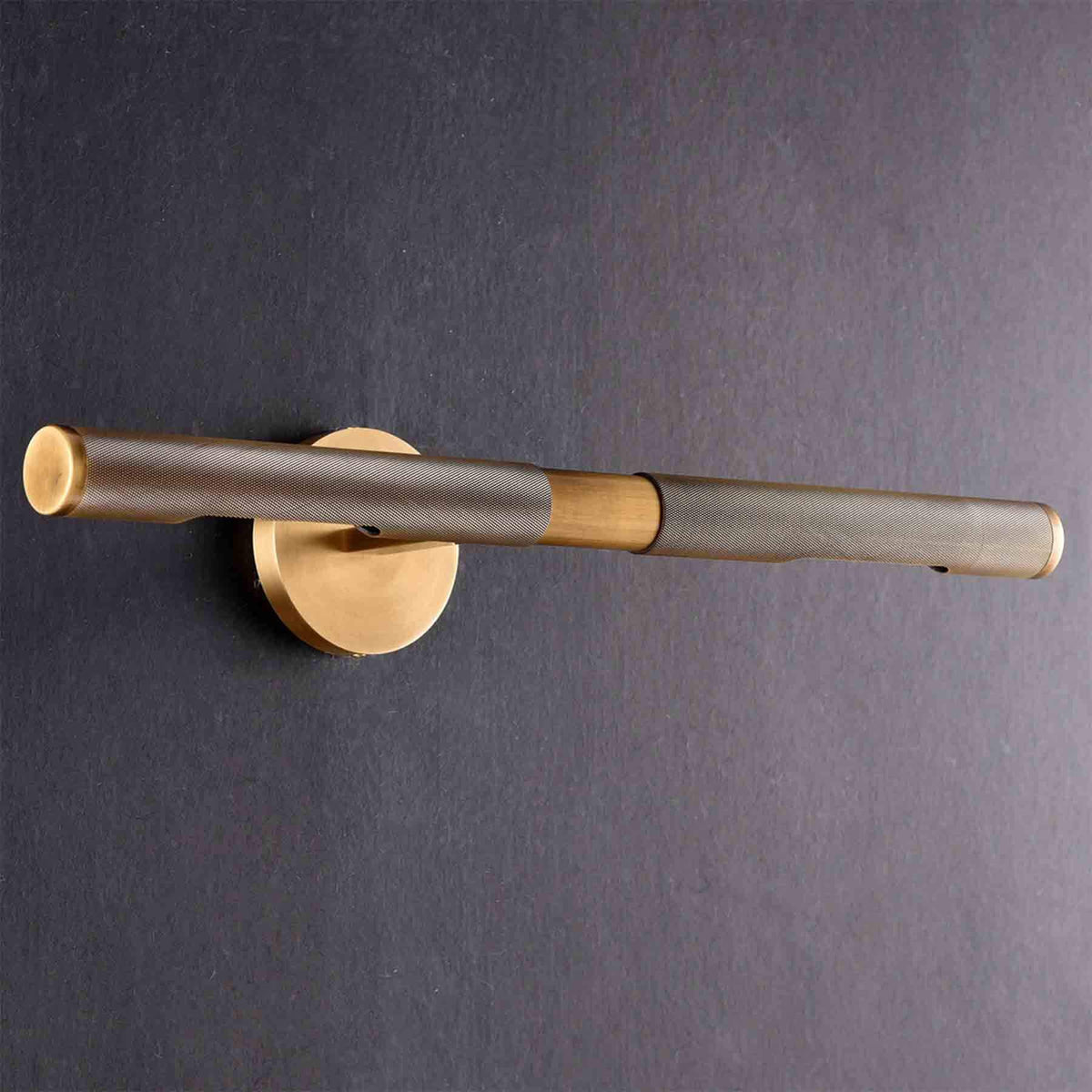 Jimmy Raiden Antoni Picture Light