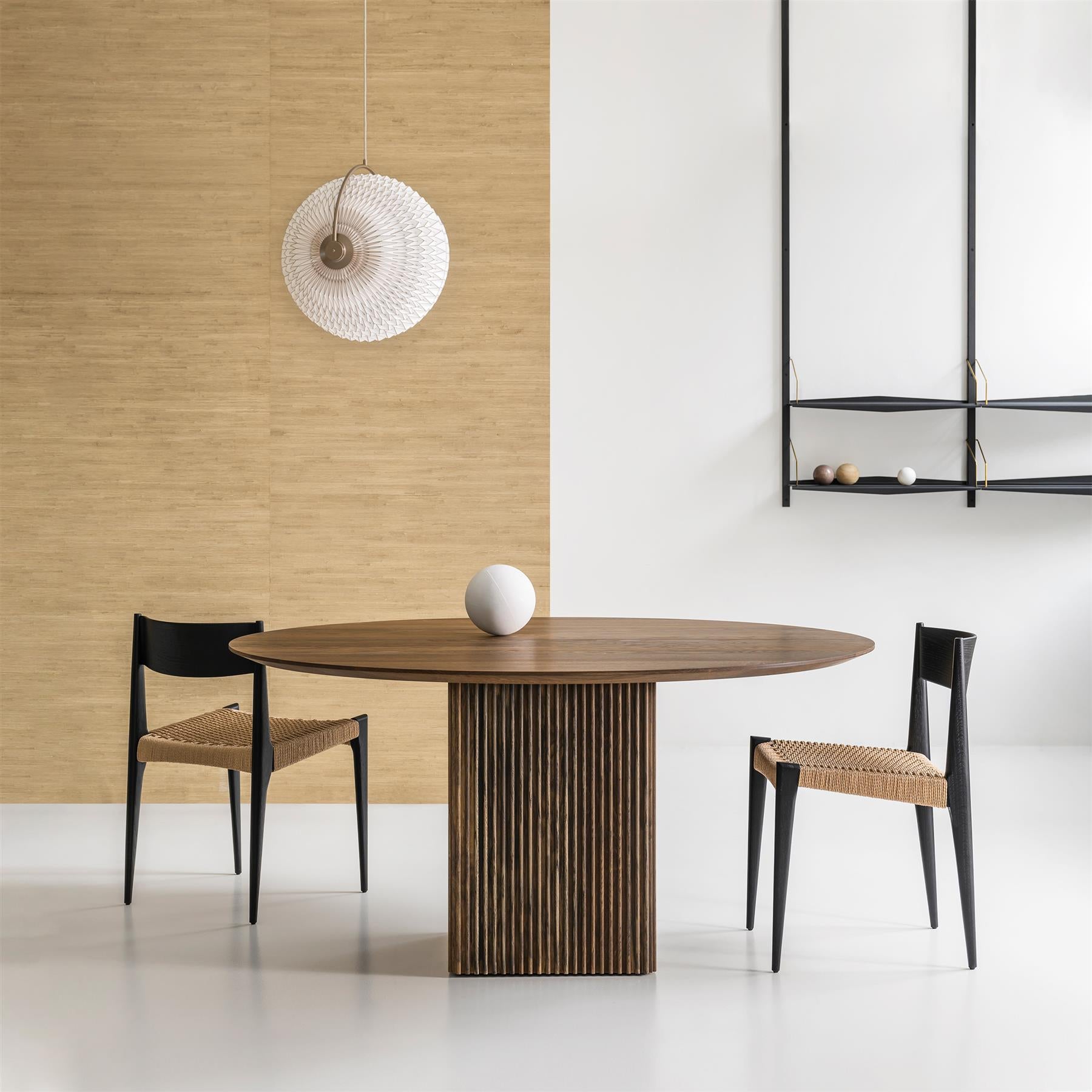 DK3 Ten Round Extendable Dining Table, 72cm Height