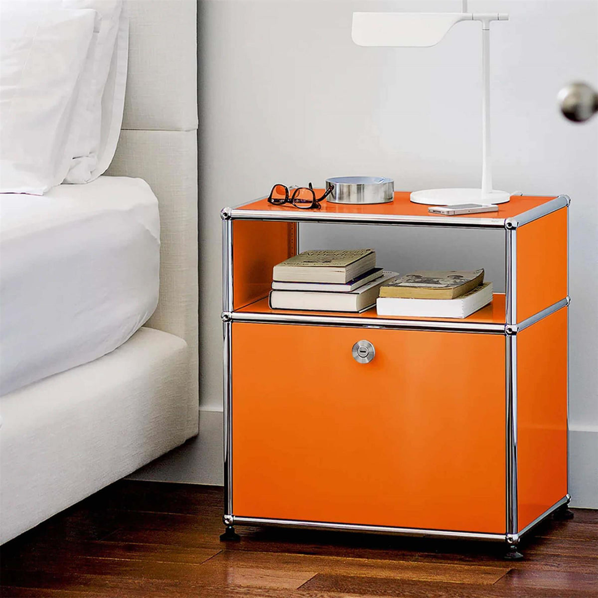USM Haller Side Table M55