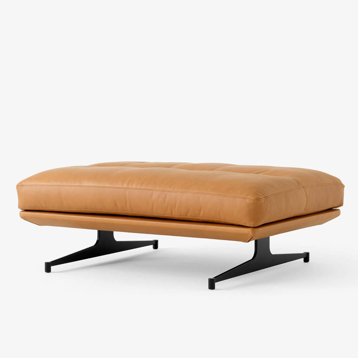 &Tradition AV32 Inland Pouf