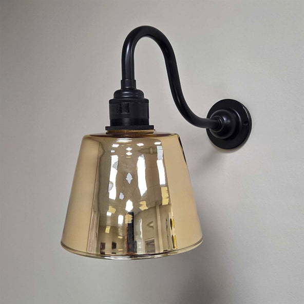 Outlet Old School Electric Tapered Wall Light : Swan Arm : - Polished Brass Shade