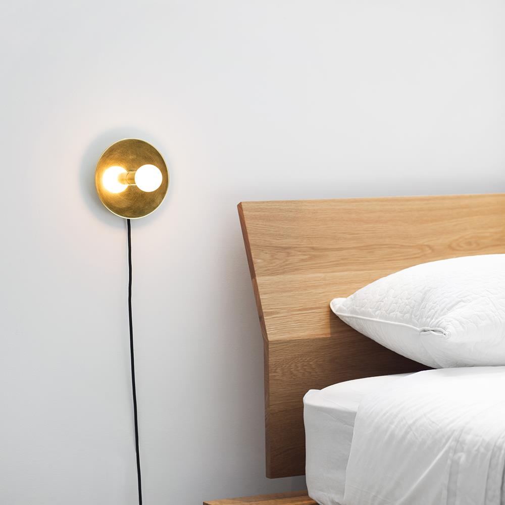 Dot wall light