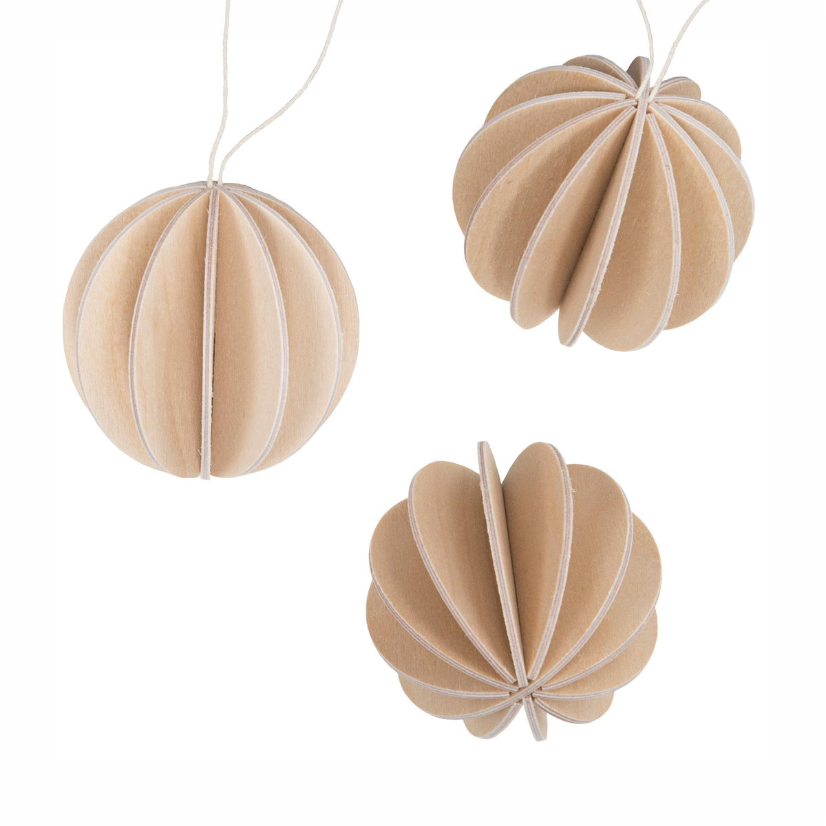 Lovi Wooden Christmas Baubles- Diameter : 8cm, Set of 3