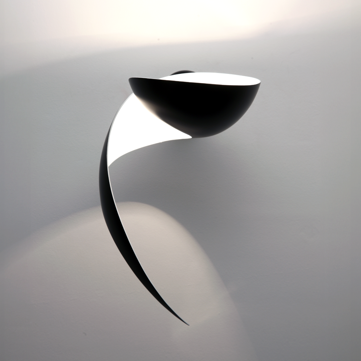 Serge Mouille Petite Applique Flamme Wall Lamp