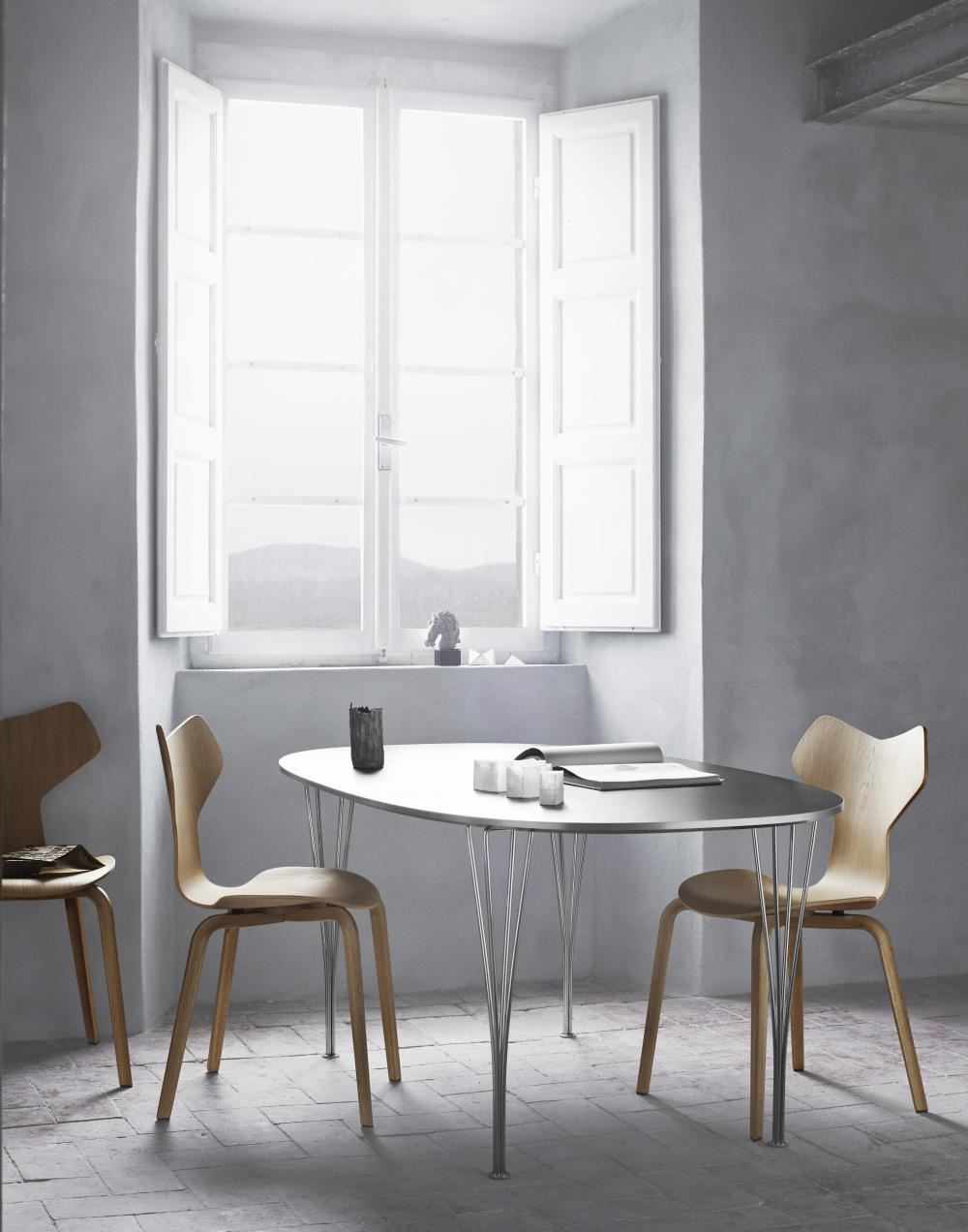 Fritz Hansen Grand Prix Chair - Wooden Legs
