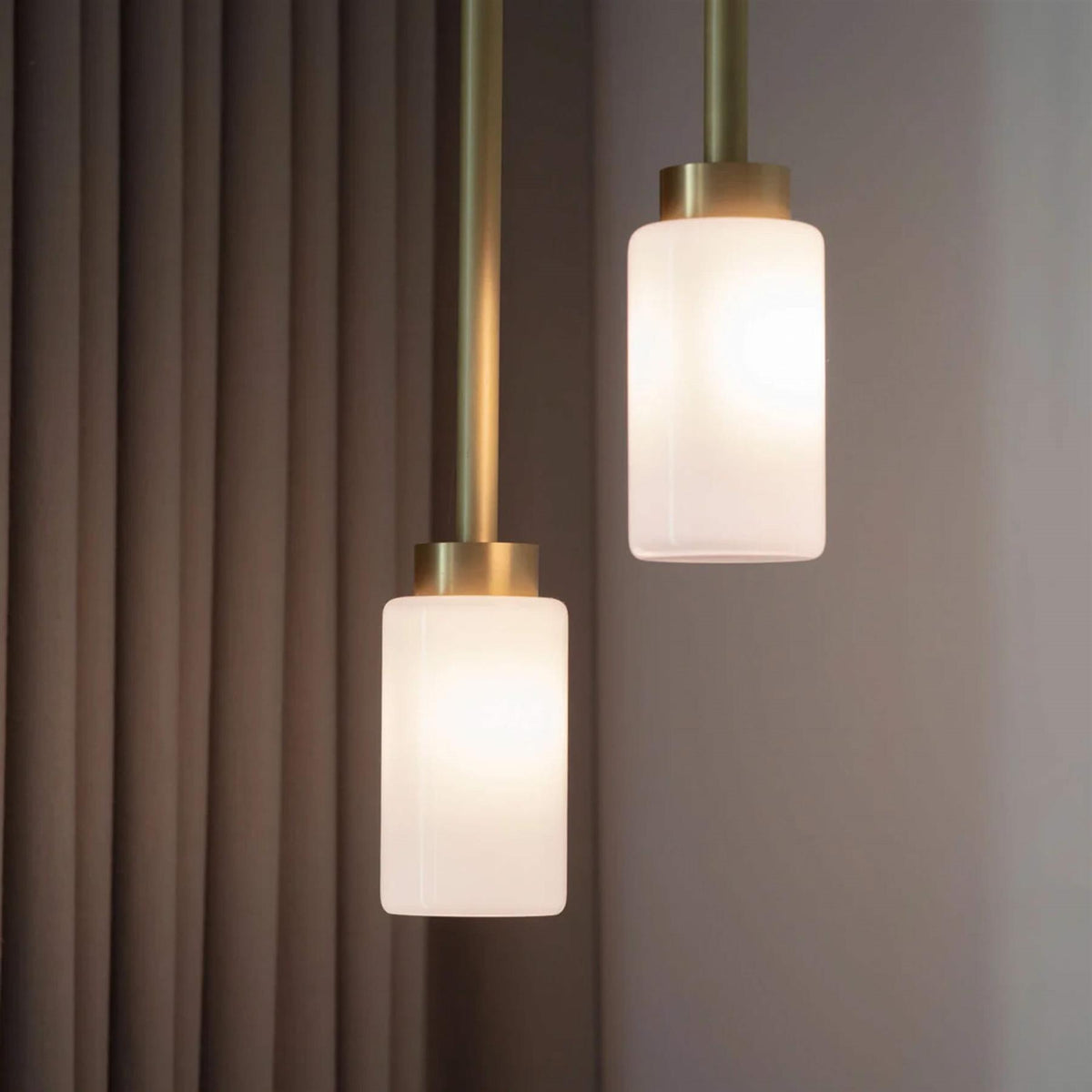 Bert Frank Farol Pendant Light