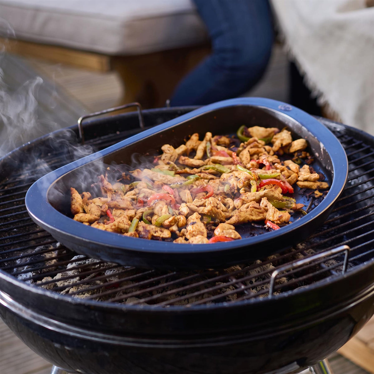 Peugeot Grill to Table Half Moon Plancha